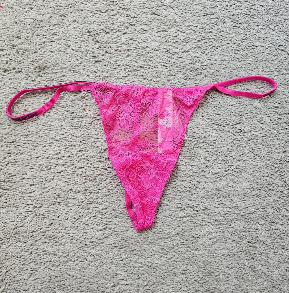 Victorias Secret Very Sexy Panty Shine Strap
V-String Thong  SZ XL